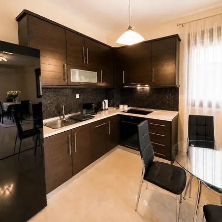 Villa Lirtzis Deluxe *